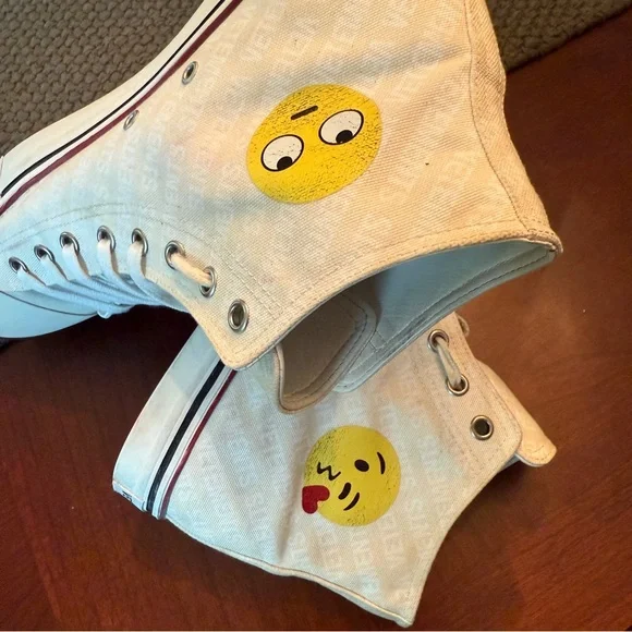 Vetements Emoji High-Top Sneakers - Picture 3 of 7